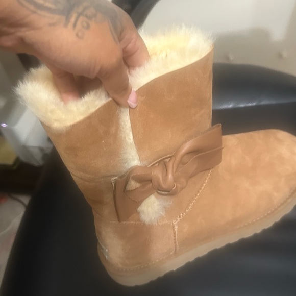 UGG Brown Boots with Bow Accent - Picture 9 of 17